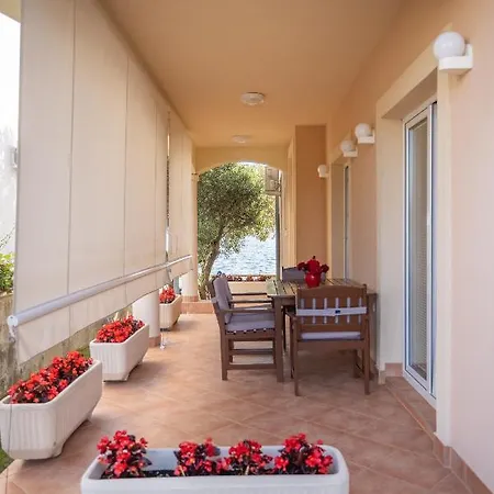 Apartments Kiara Bibinje Exterior photo