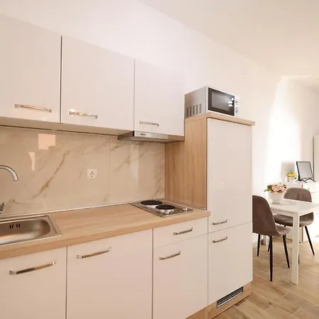 Apartments Kiara Bibinje Exterior photo