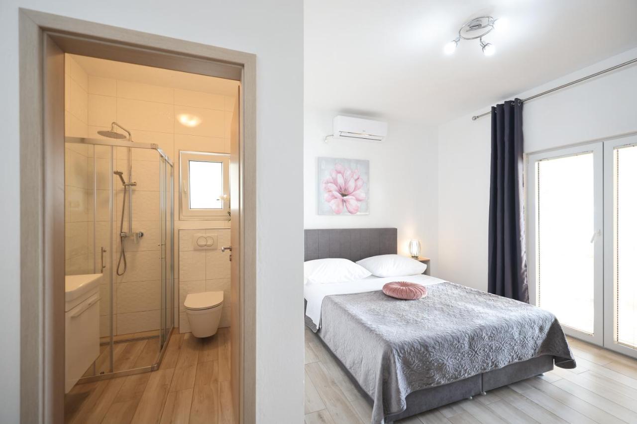 Kiara Apartment