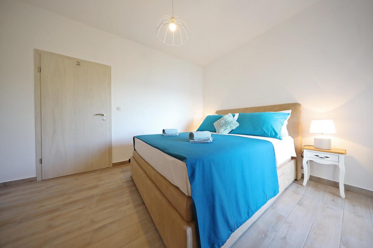Kiara Apartment